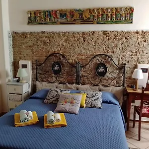 Il Piccolo Eden - Private Garden Apartment